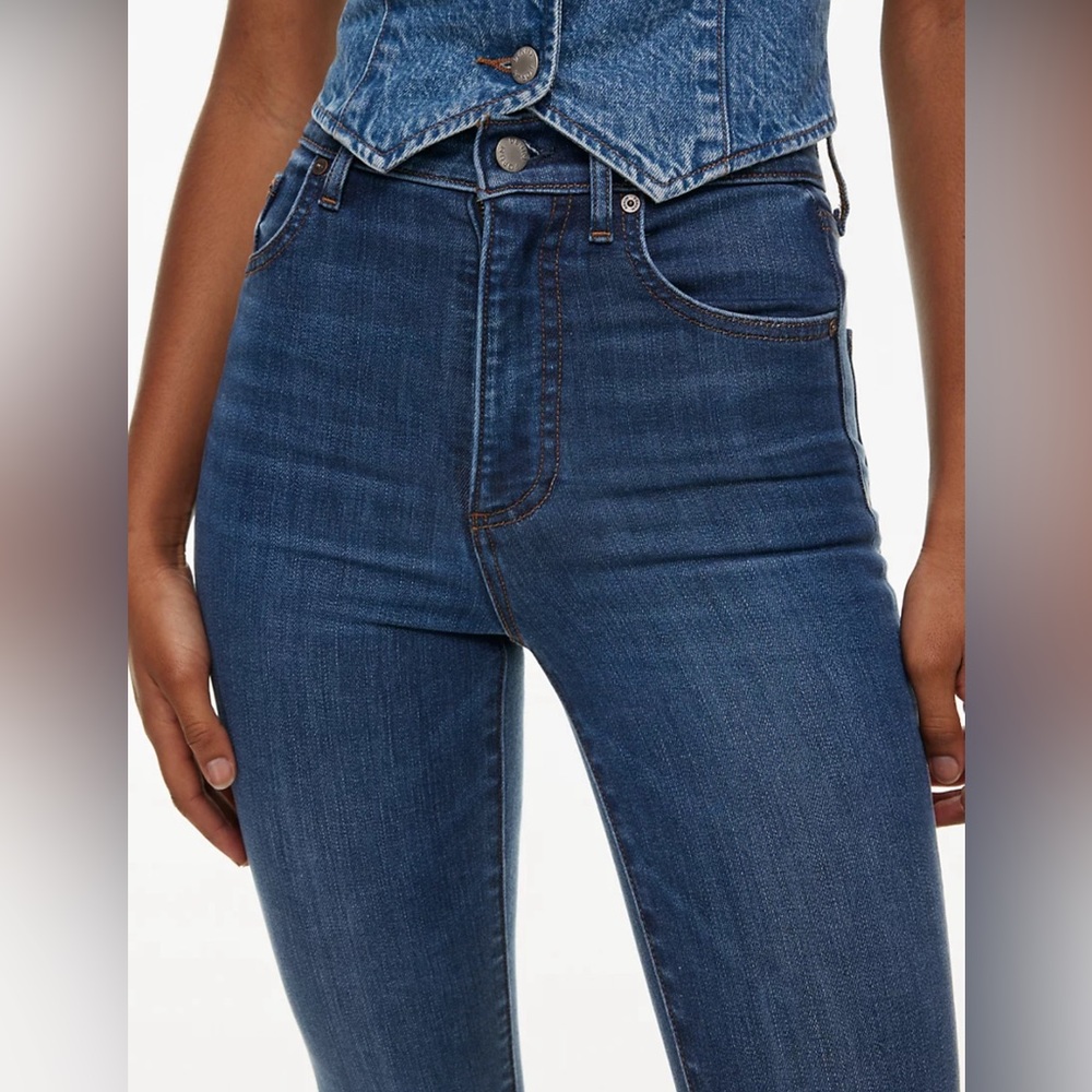 Aritzia Lola skinny jeans in dark denim size 27